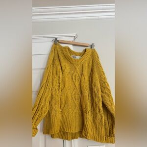 Zara Women's Oversized Yellow Cable Knit Sweater Sz Medium